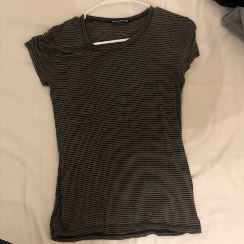 brandy melville short sleeve